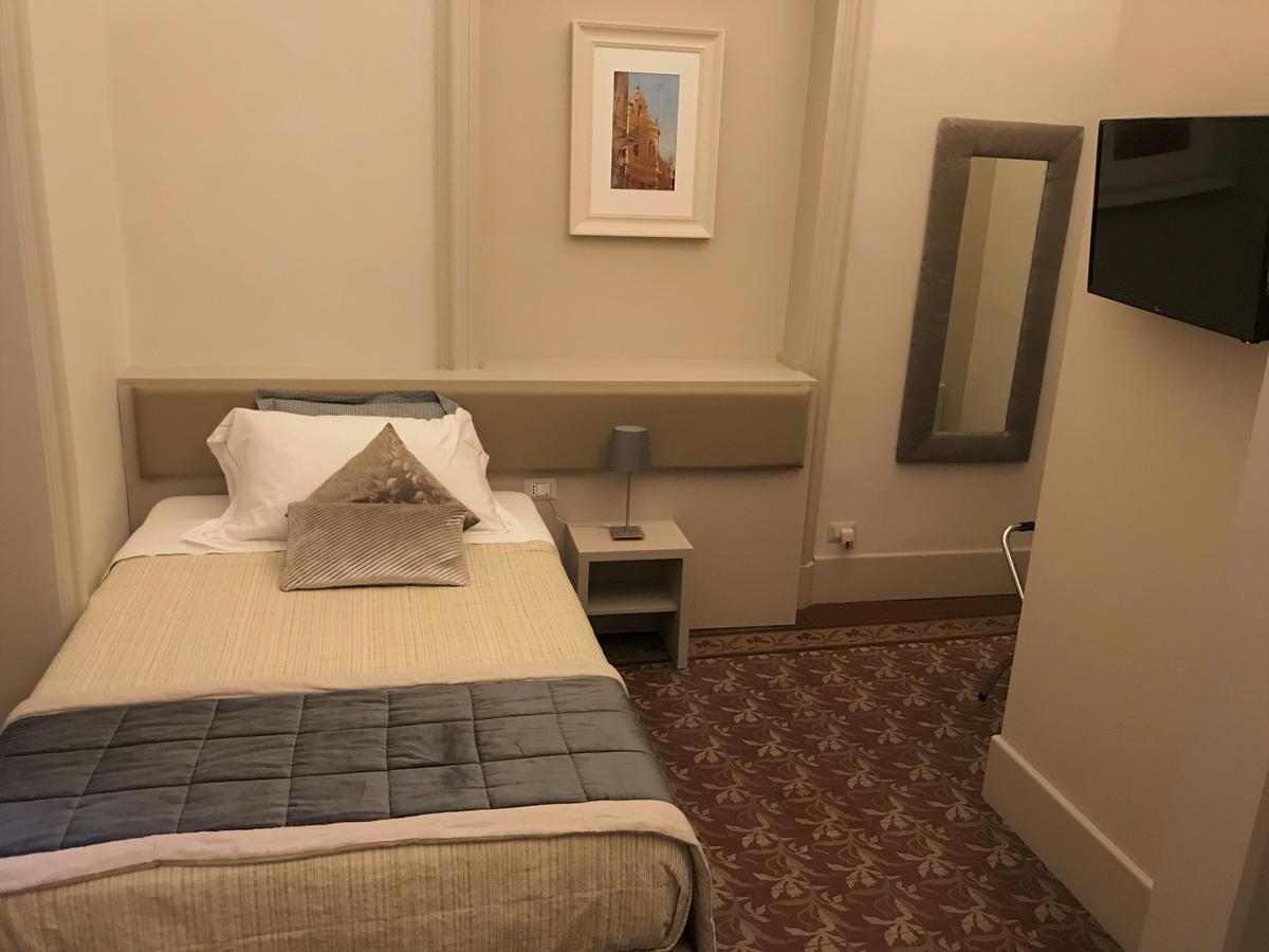 Hotel Magione Del Re Katania Zewnętrze zdjęcie
